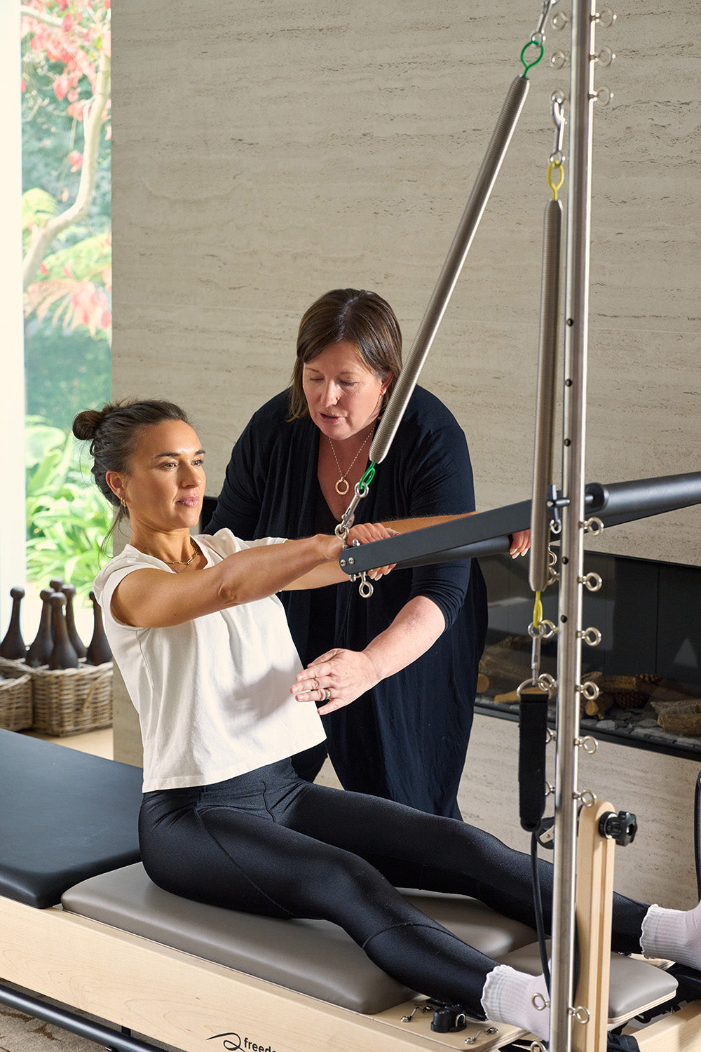 Back pain: release beats bracing